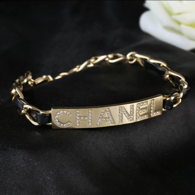 Chanel Bracelet 08yxq04